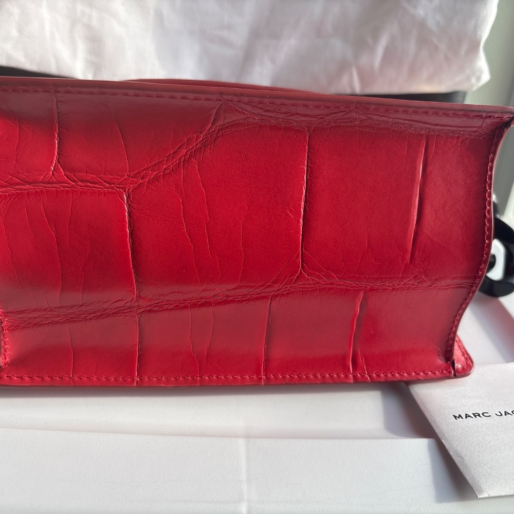 The Marc Jacobs Leather Red Bag With Black Chain strap - Picture 4 of 8